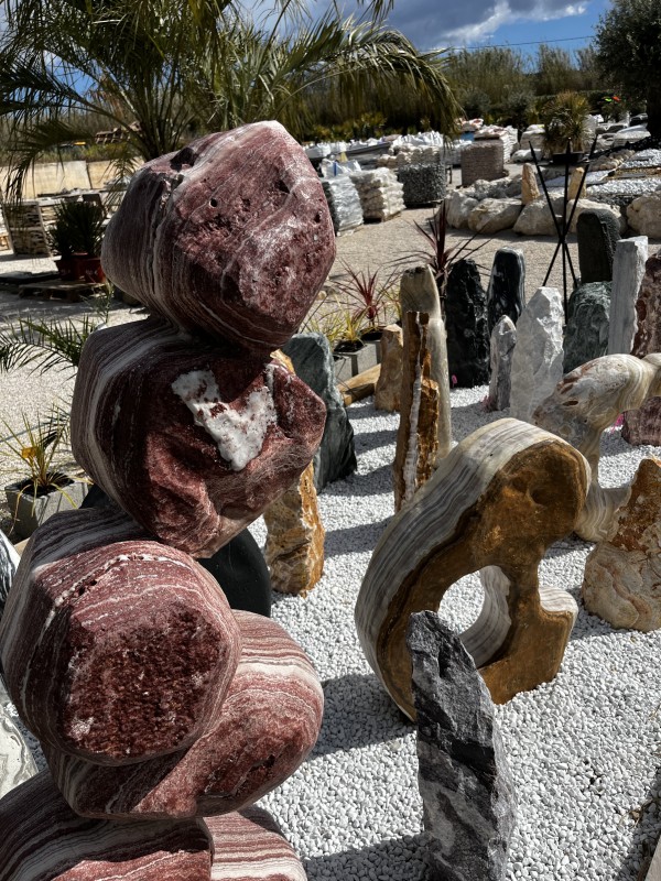 Pierre monolithe de décoration extérieur