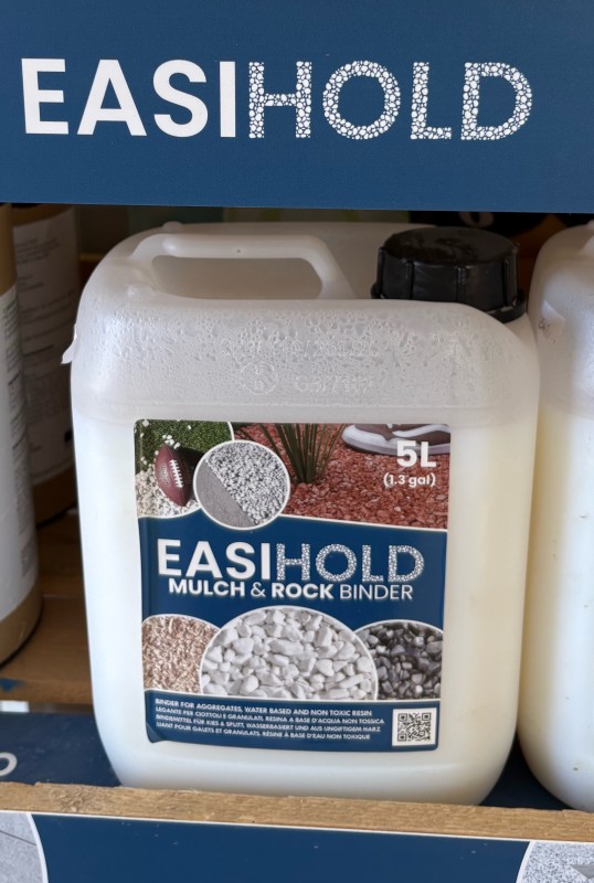 Easihold – Fixateur pour graviers et paillage naturel